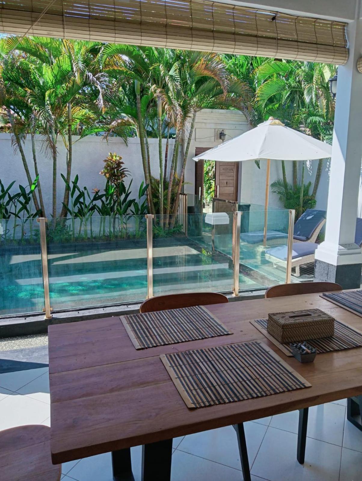 Glisten Up Villa Beach Side Sanur! Exterior photo
