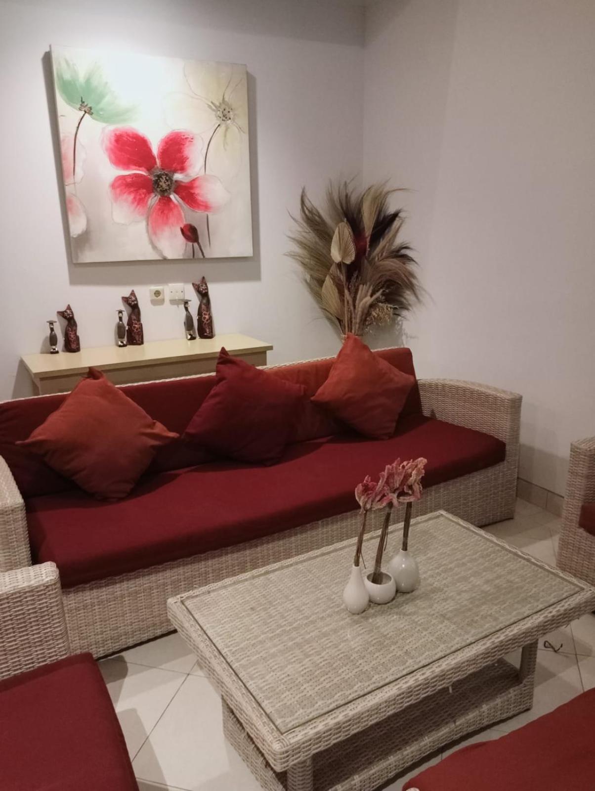 Glisten Up Villa Beach Side Sanur! Exterior photo