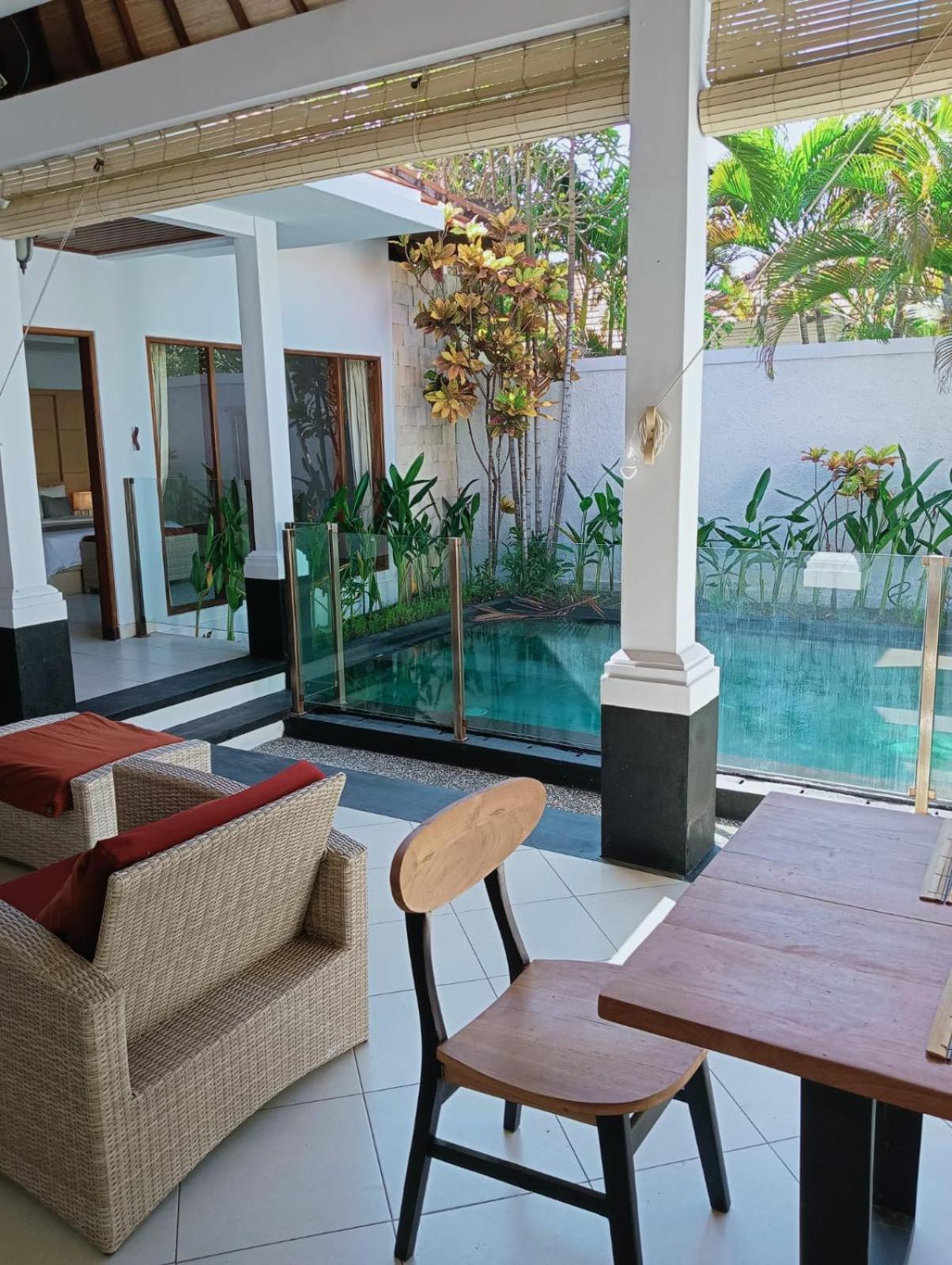 Glisten Up Villa Beach Side Sanur! Exterior photo